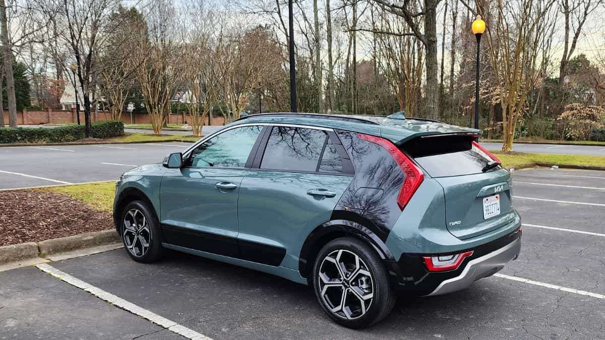 I Think The 2023 Kia Niro Is The Most Interesting Hybrid of The Moment