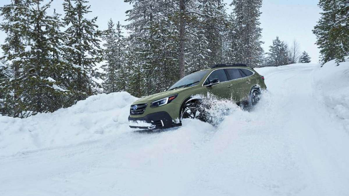 2023 Subaru Outback, Forester snow