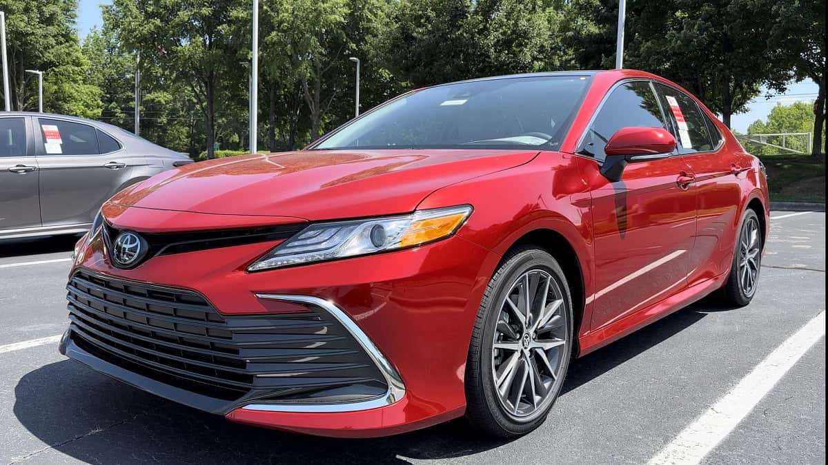 2023 Toyota Camry XLE Supersonic Red front end