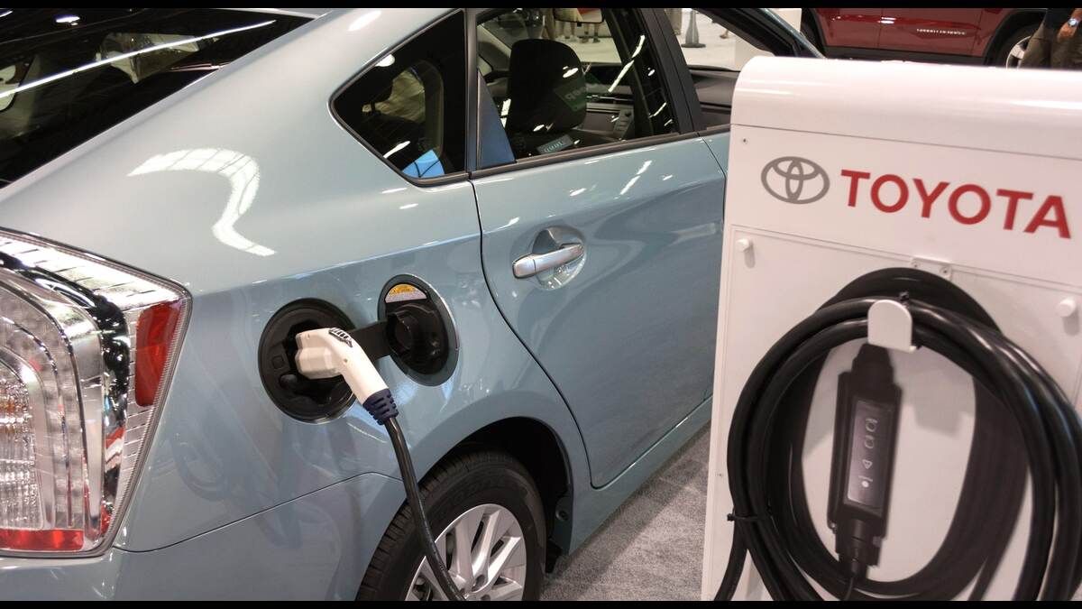 Toyota Prius hybrid battery mystery leak