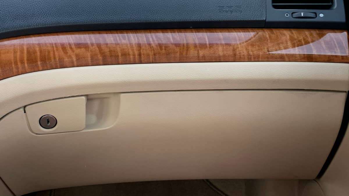 Acura TSX and Honda Accord glove box stuck shut. 