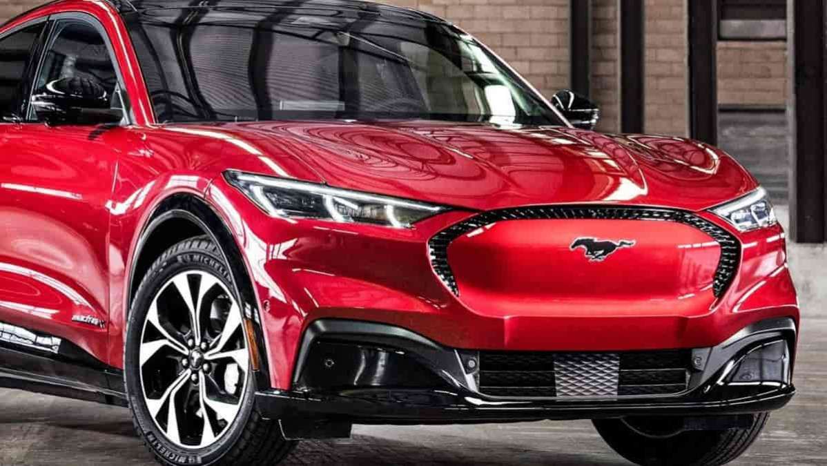 Mustang Mach-E Takes 2021 "Best Car Award"