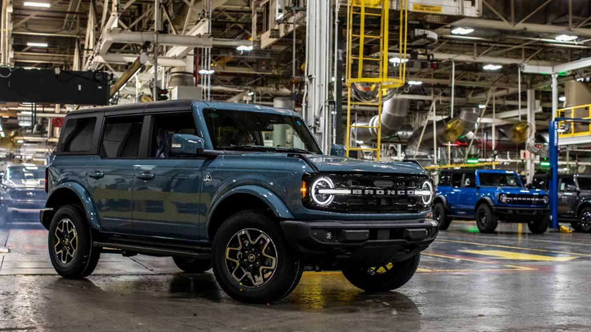 Ford Bronco Assembly