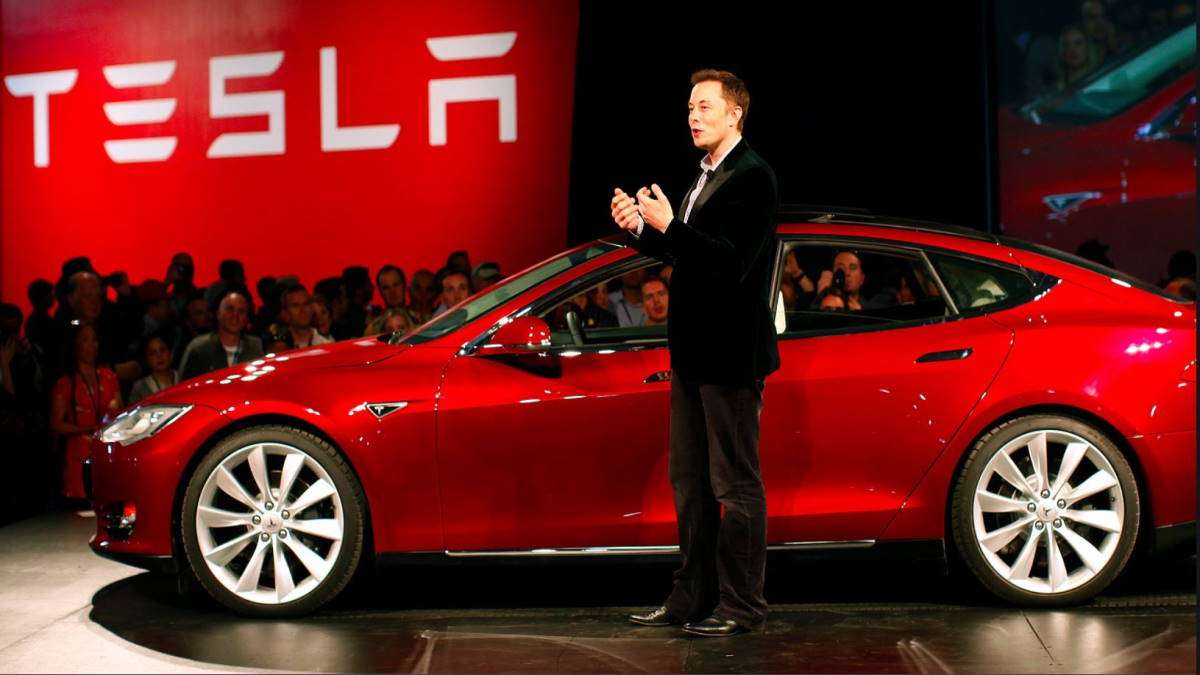 Tesla Elon Musk Communication