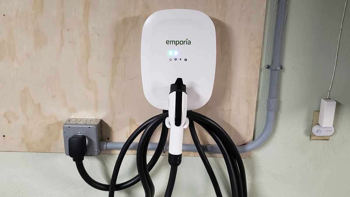 Image of Emporia home charger by John Goreham