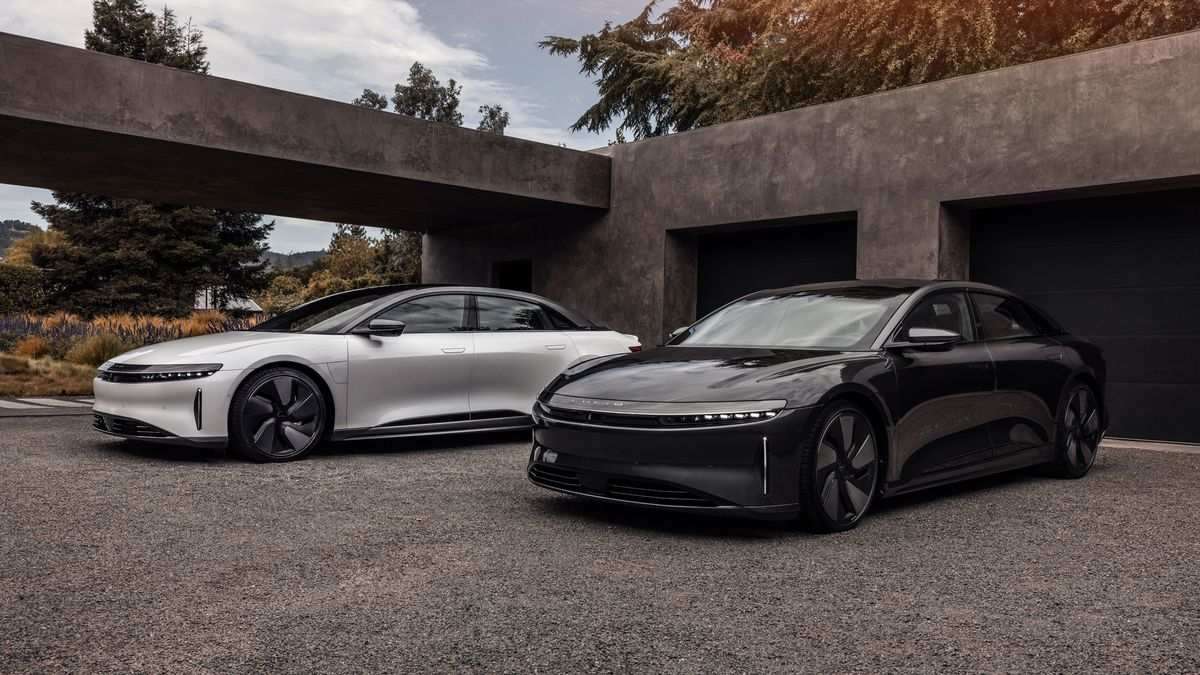 Lucid Air Stealth Look cars in black and white parked beside each other