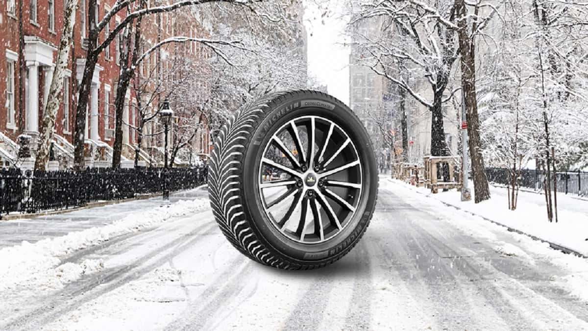 Image of CrossClimate2 tire courtesy of Michelin