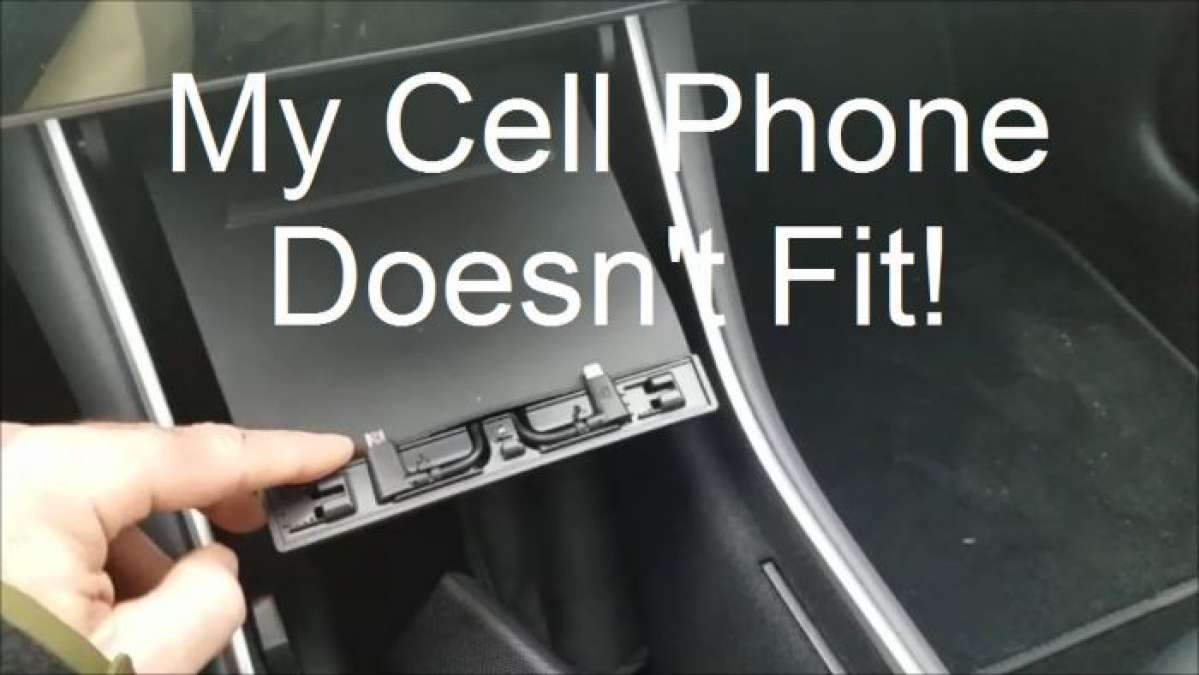 How to fit smart phone Tesla Model 3