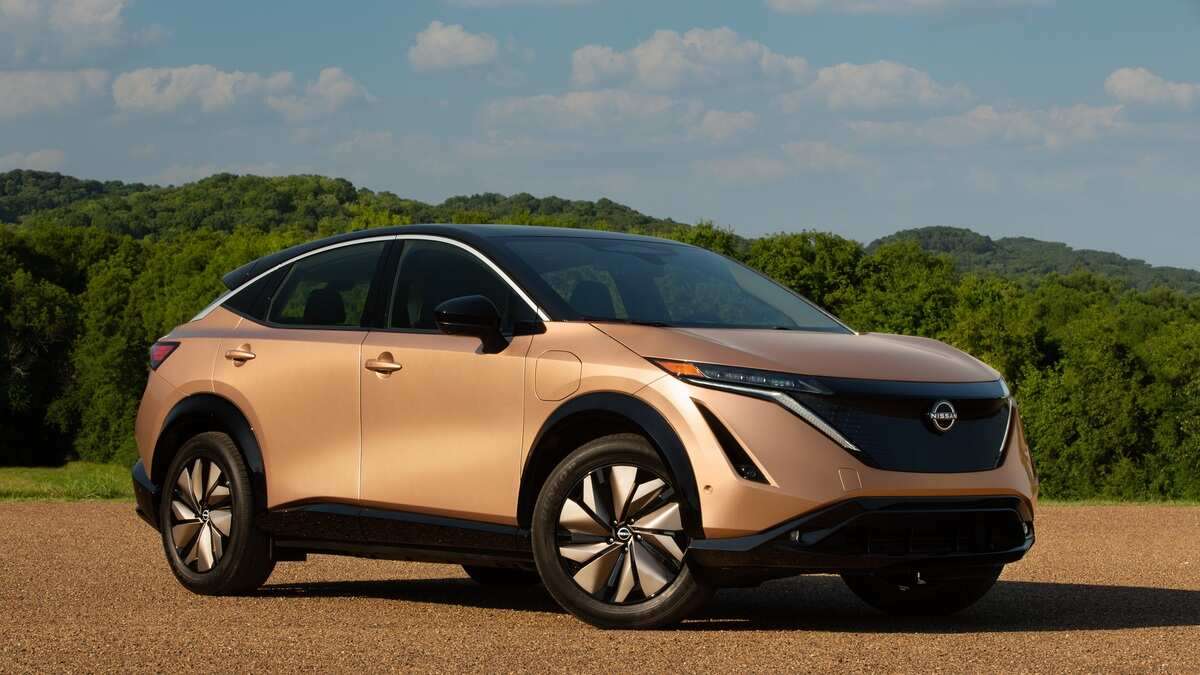 Image of 2023 Ariya battery-electric crossover courtesy of Nissan. 