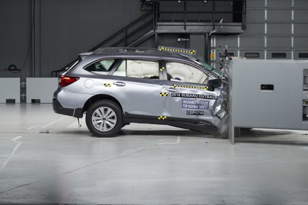 IIHS makes its top ratings harder in 2018. Here's how.
