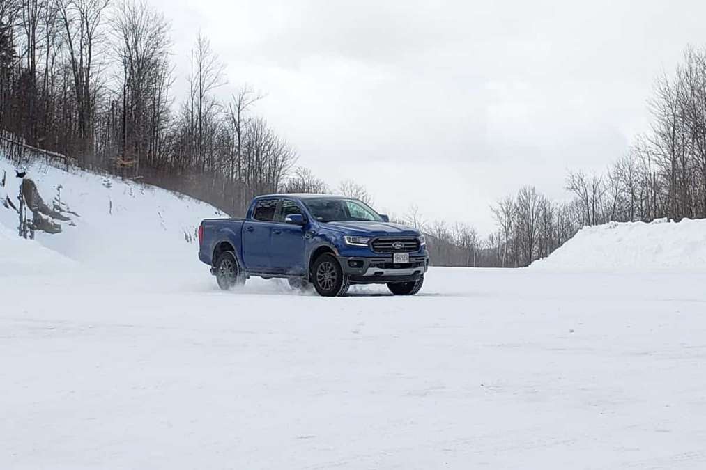 Ford Ranger Image snow.
