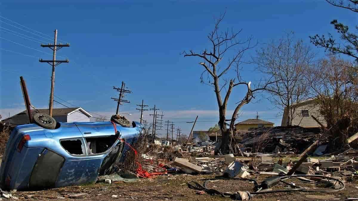 Tornado Fails to Kill a Toyota