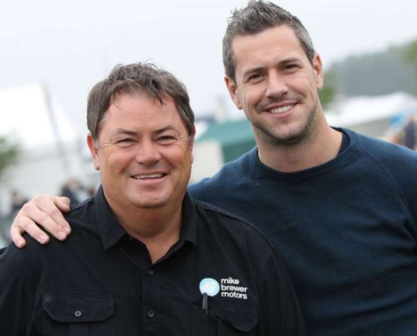 Ant replaces Edd on WHeeler Dealers - We say thumbs up.