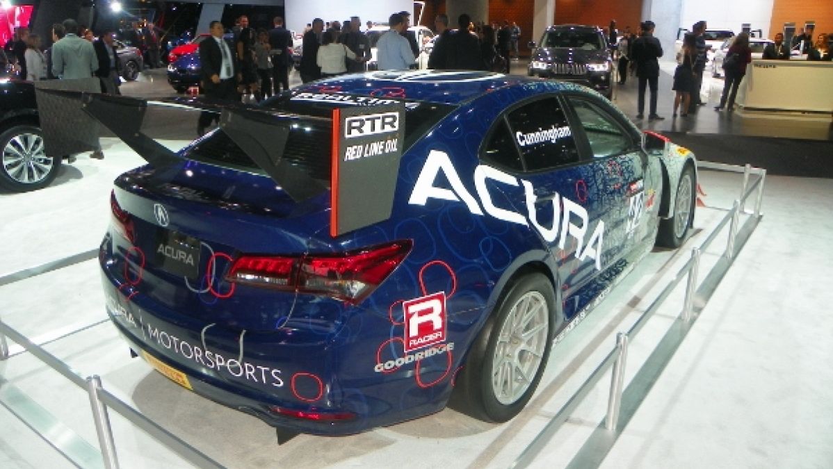 2016_Acura_TLX_GT