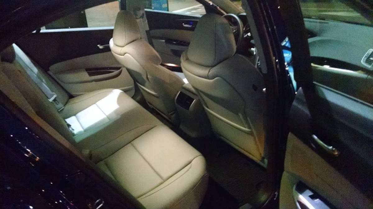 Acura-TLX_rear_Seat