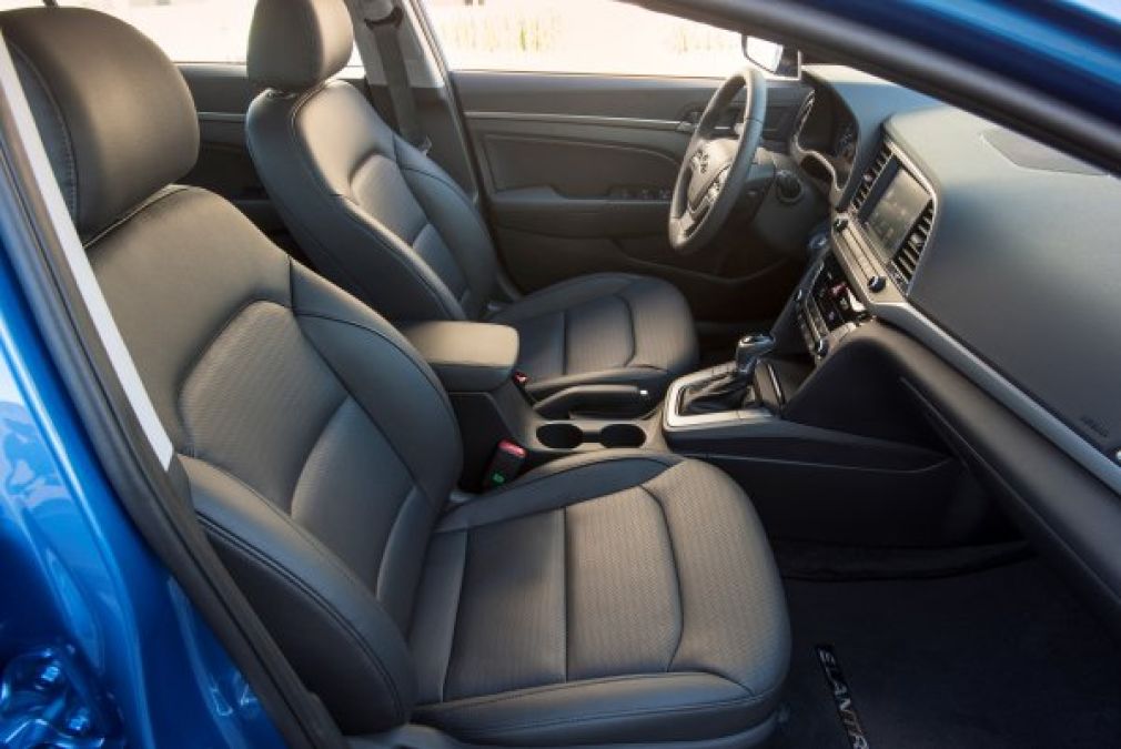 17 elantra seats