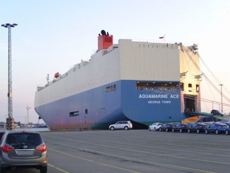 Car_Transport_Ship