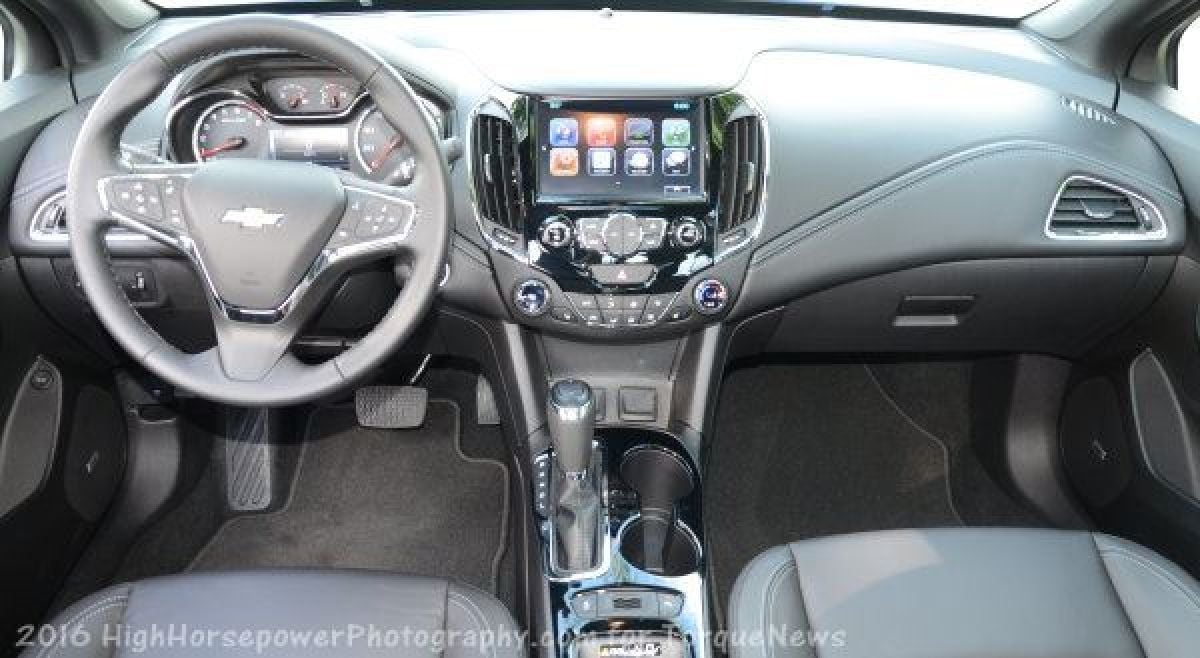 16 cruze dash