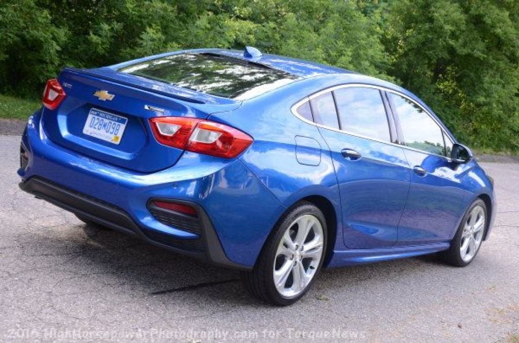 16 cruze blue road rear