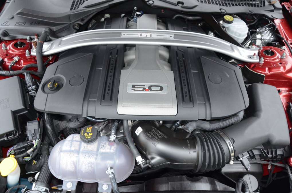 Mustang GT Engine