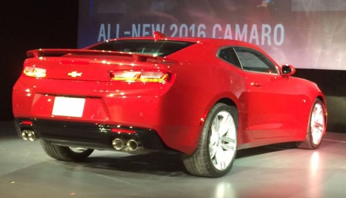 2016 camaro rear