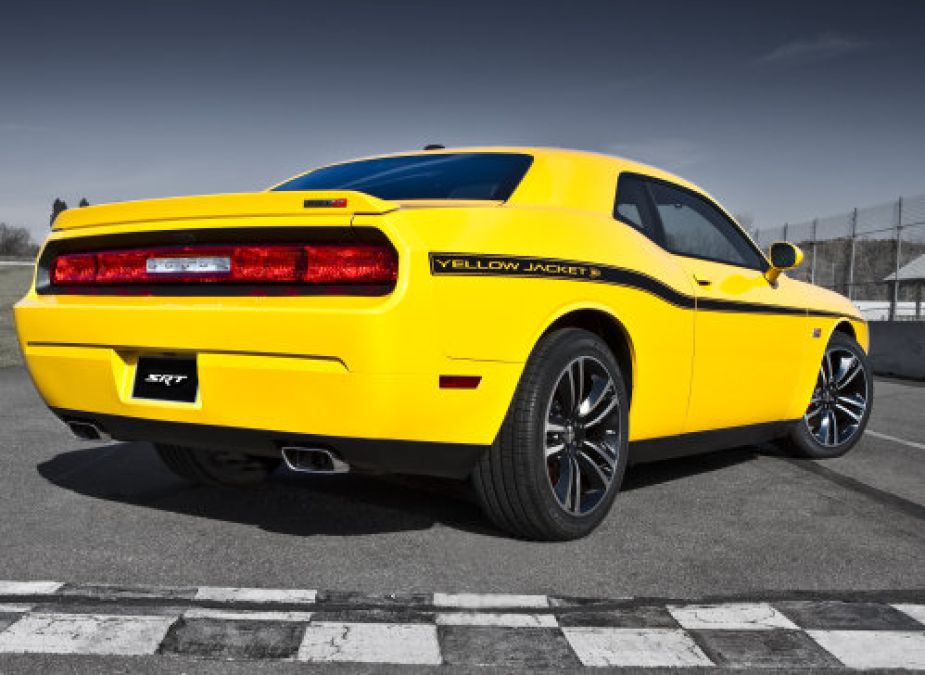 yellow jacket dodge challenger