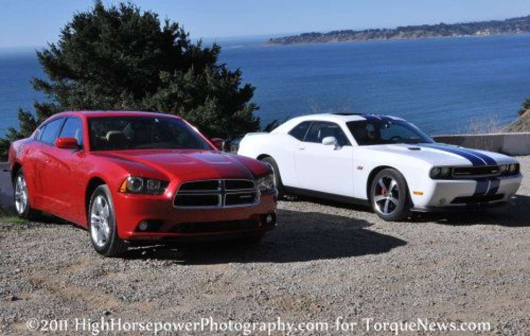Dodge dyno tests the 2011 Challenger SRT8 392 and Charger R/T | Torque News