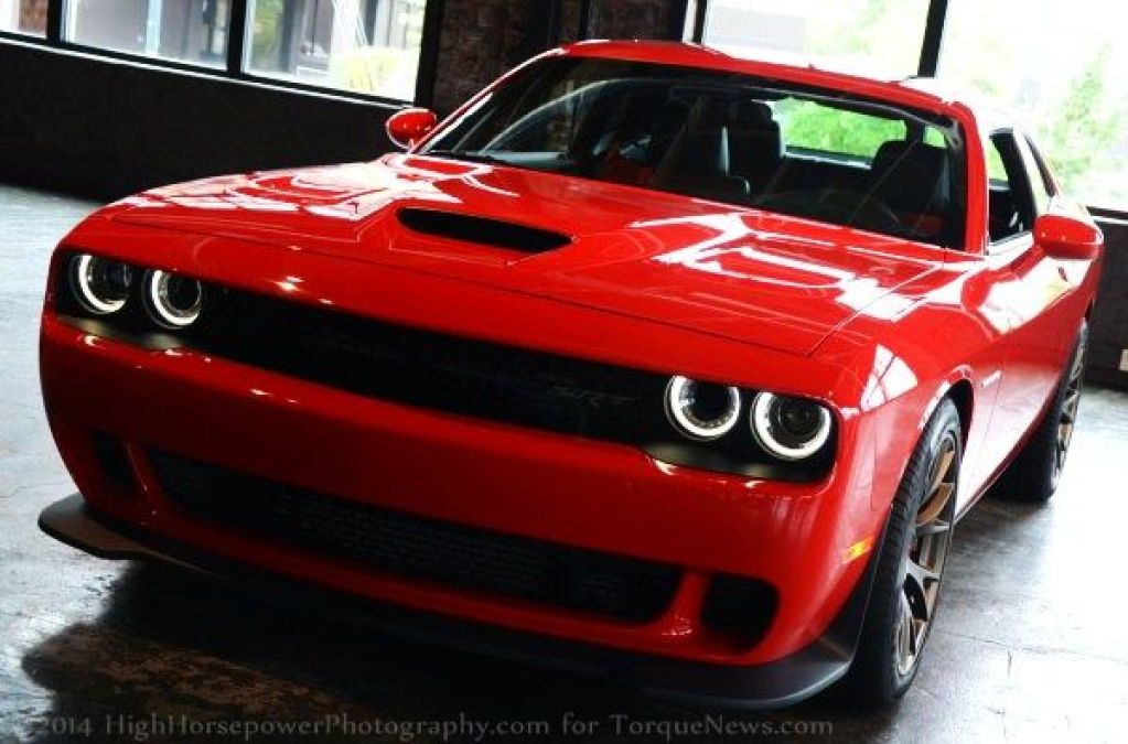 The 2015 Dodge Challenger Srt Hellcat Weighs 4 439lbs Torque News