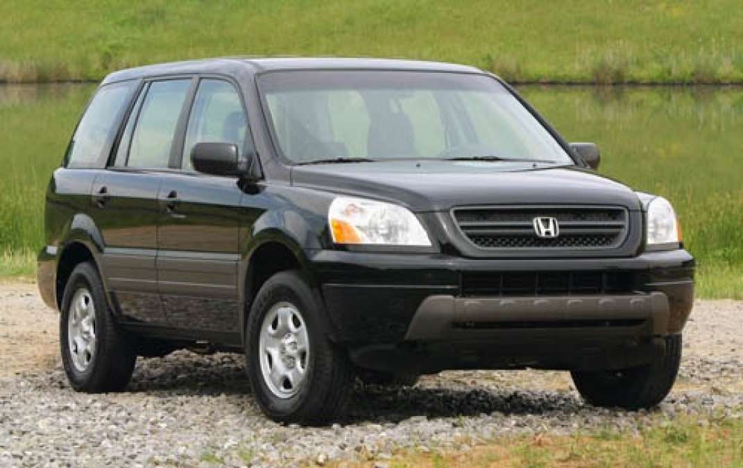 Honda recalls 820,000 Civics and Pilots over headlight defect | Torque News