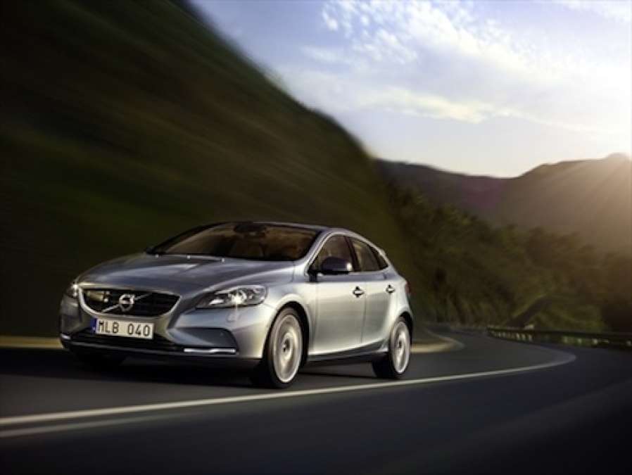 2013 Volvo V40 Is The Safest Car On The Planet Torque News