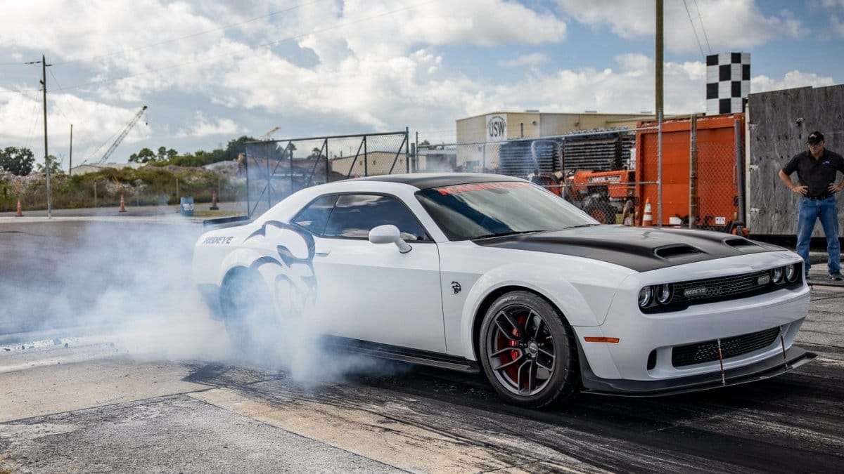 Dodge Challenger SRT Hellcat Redeye with 1000hp Could Be Yours | Torque News