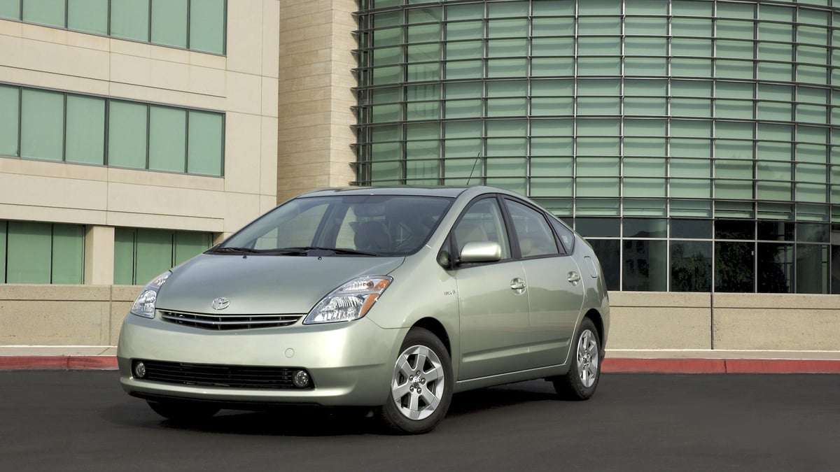 how does a 2008 prius work