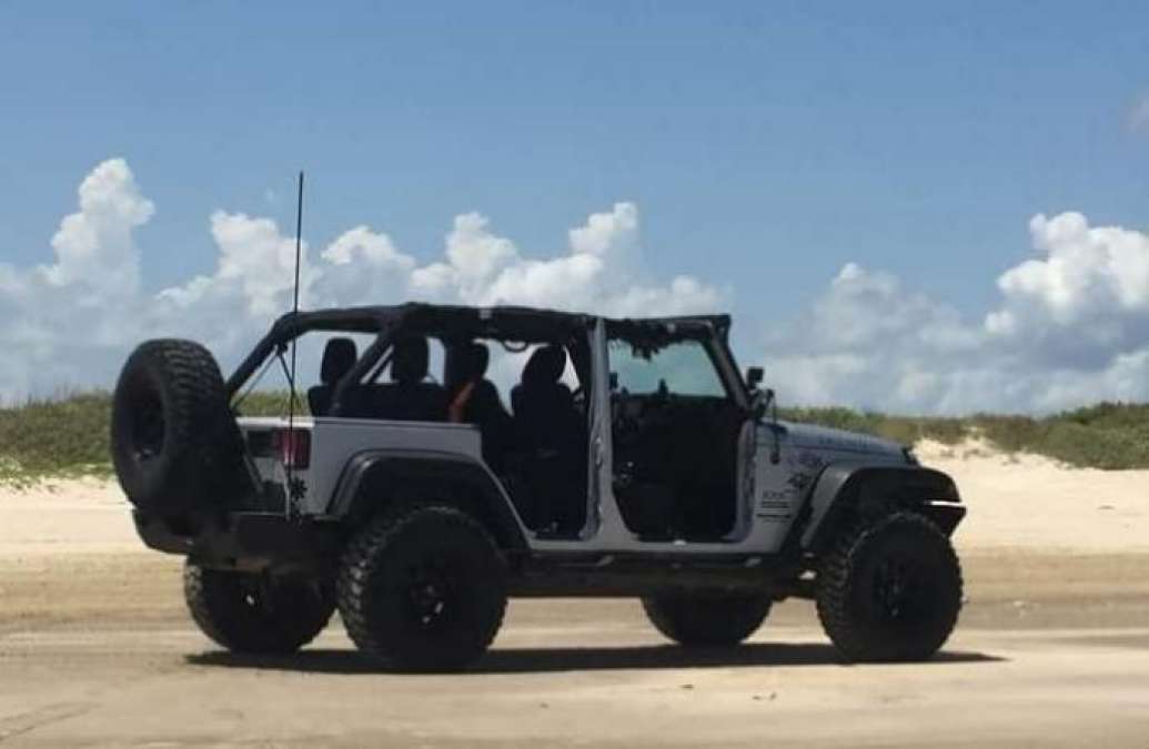 The Pros And Cons of Body Armor on a Jeep Wrangler | Torque News