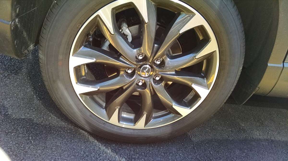 Mazda_5_Custom_Alloy_Wheels