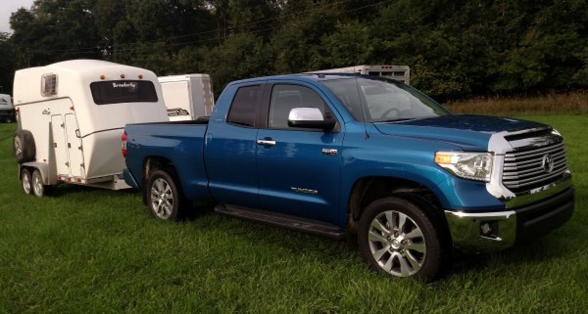 tundra ltd towing side