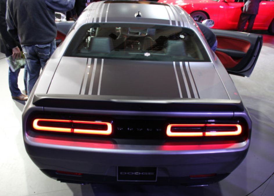 2015 challenger high rear