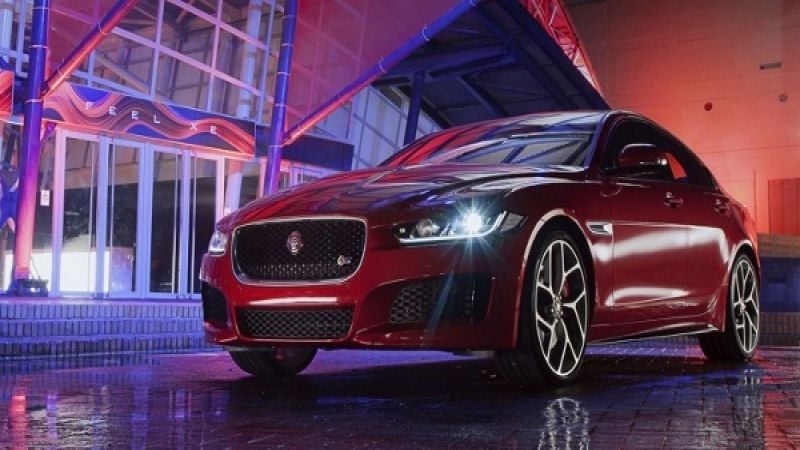 2016 Jaguar XE S1