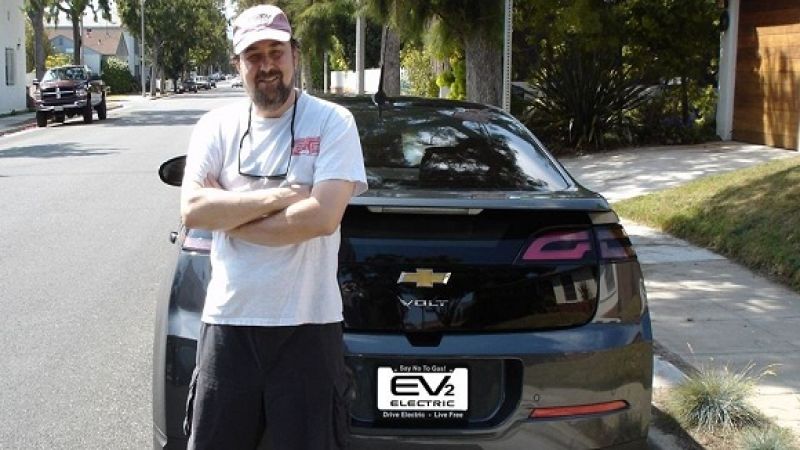 Jeff U'Ren with his Chevy Volt