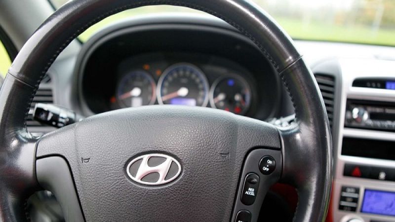 2007 Hyundai Azeras Recalled To Fix Switch