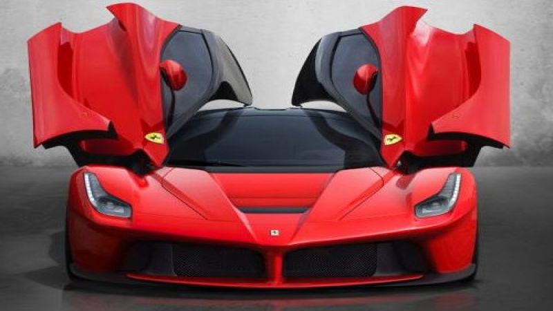 LaFerrari witht the doors open