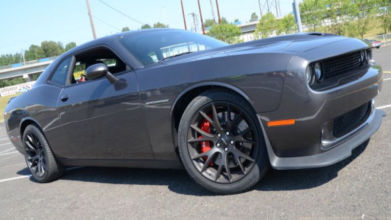 2015 Challenger Hellcat in Grey