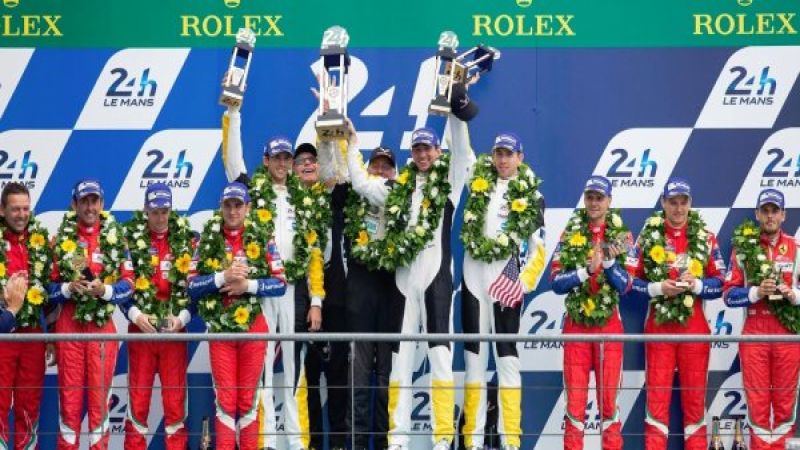 Corvette drivers celebrate