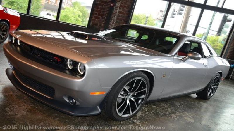 Dodge Challenger scat pack shaker