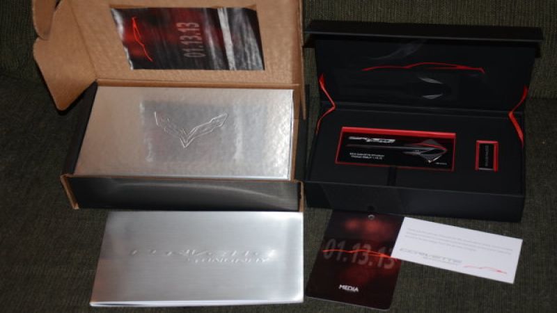 C7 Corvette media kit