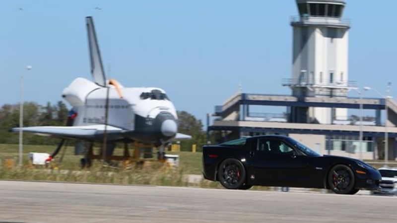 Genovation Corvette with the Space shuttle