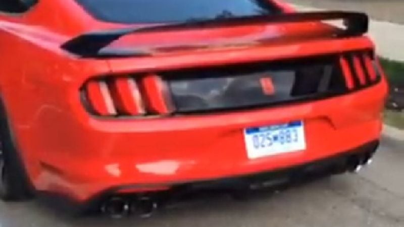 gt350r rear still