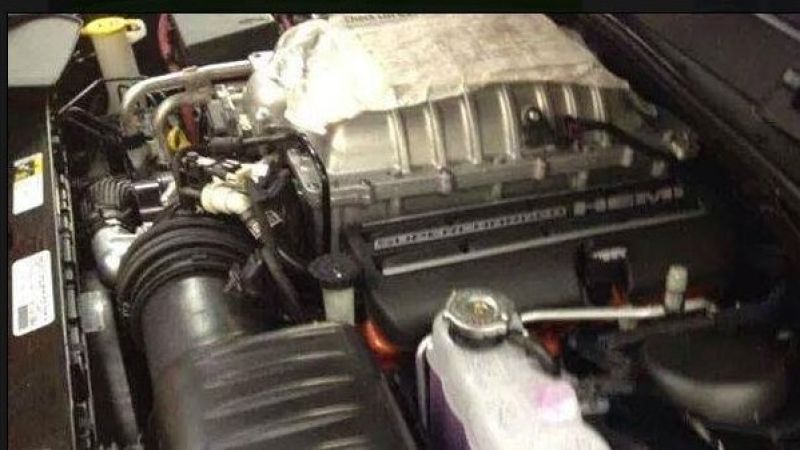 hellcat hemi from above