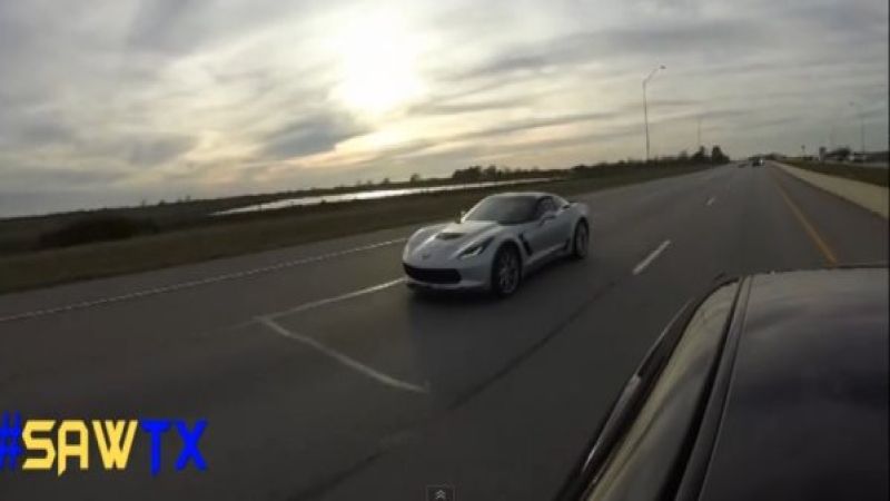 The Corvette Z06 behind a Hellcat Challenger