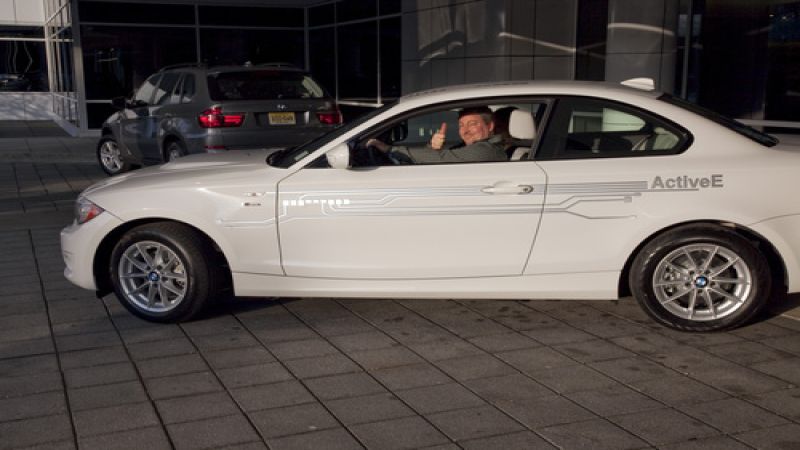 Tom Moloughney of Chester, NJ gives the thumbs up as he and his wife, Meredith, 