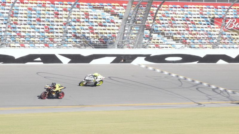 Steve Atlas passing Jeremiah Johnson 